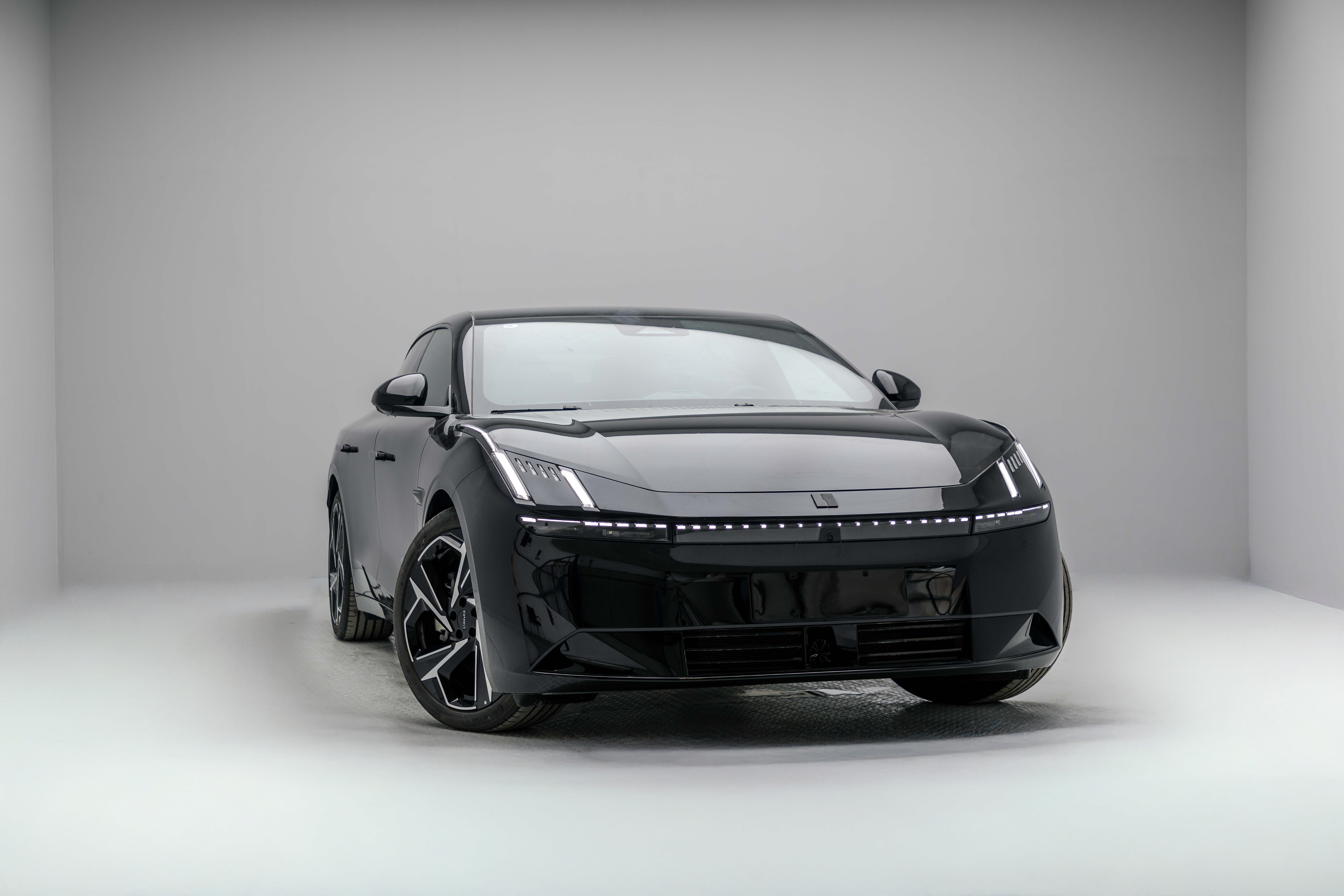 2025-LYNKCO-Z10-MAX-2-435050.jpg