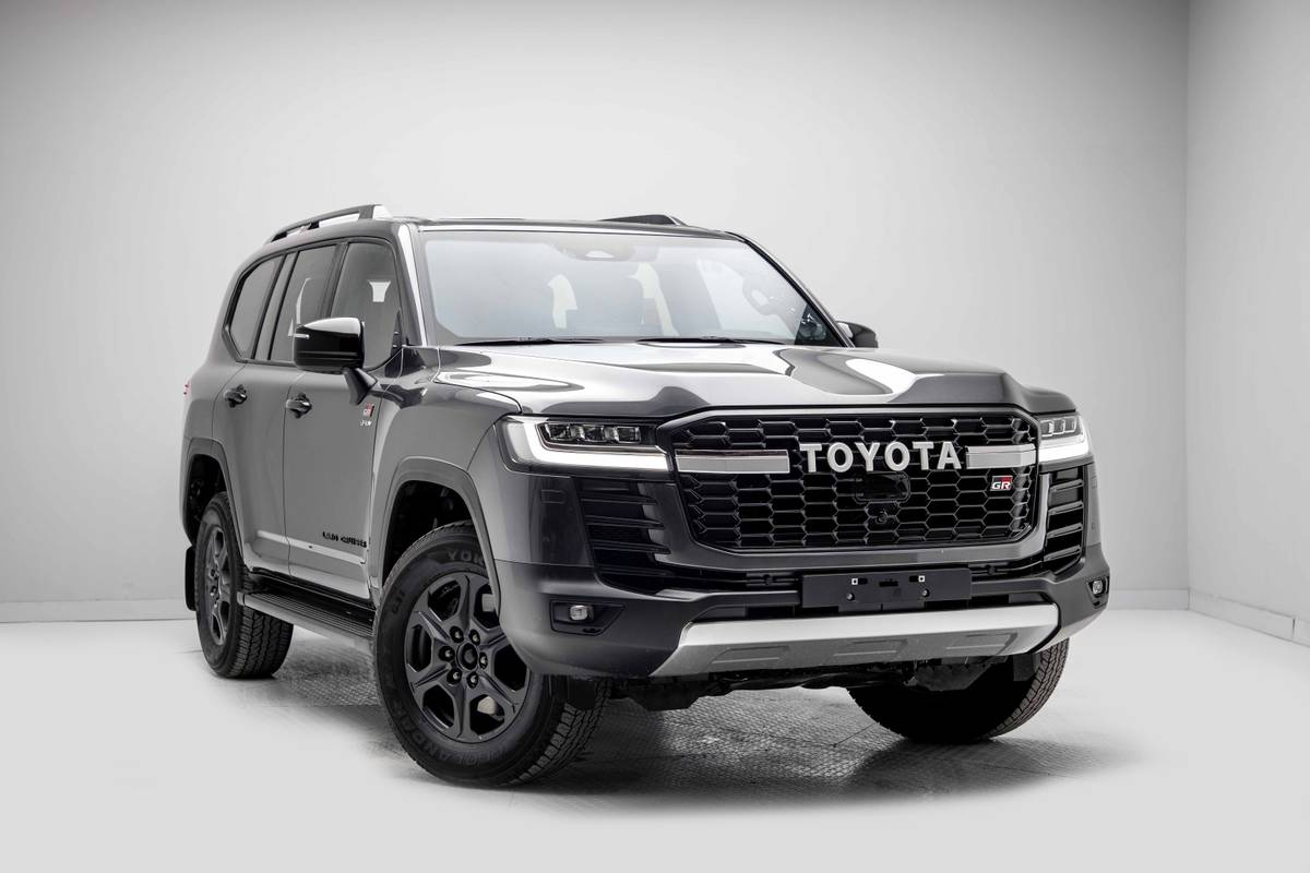 2025 Toyota LAND CRUISER GR | Specs & Photos | Automotiveng