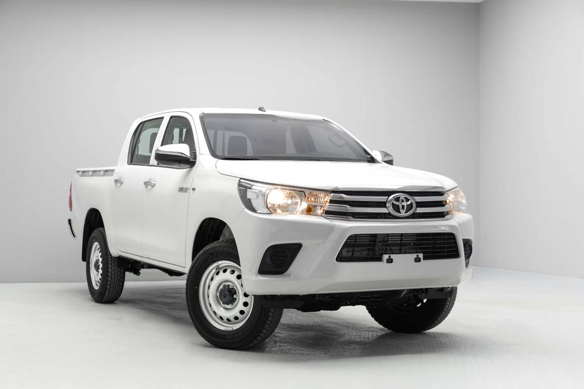 TOYOTA HILUX Trims Engines Dimensions Photos Export Sourcing