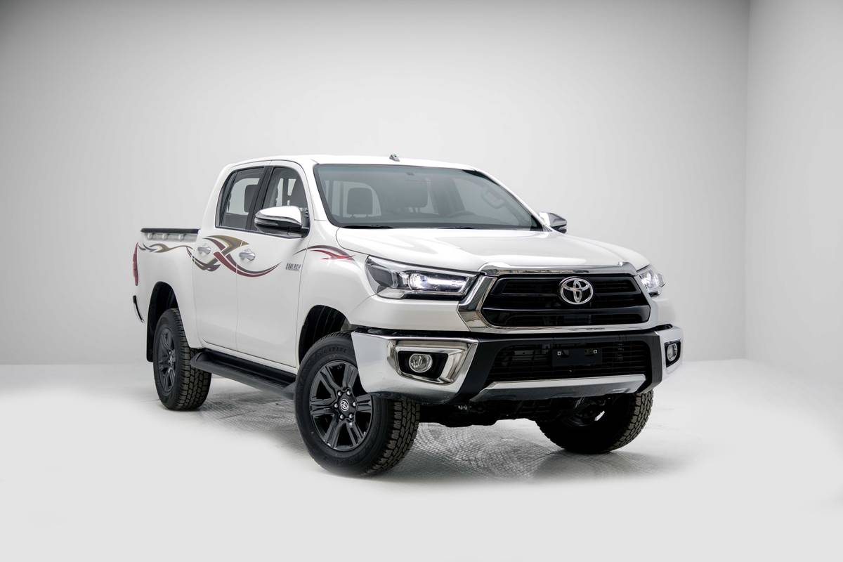 【ヒロボー】『TOYOTA HILUX 44B』(未走行車) Hirobo Toyota Hilux - 44B • (Radio Controlled Model Archive